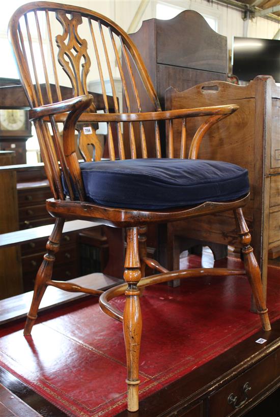 Ash and elm Windsor elbow chair